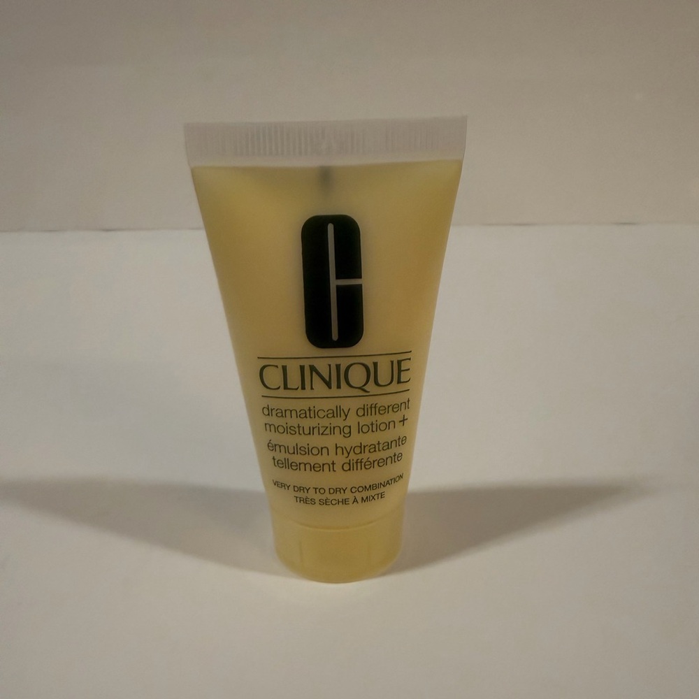 3/$20 Clinique Dramatically Different Moisturizing Lotion + NWOT